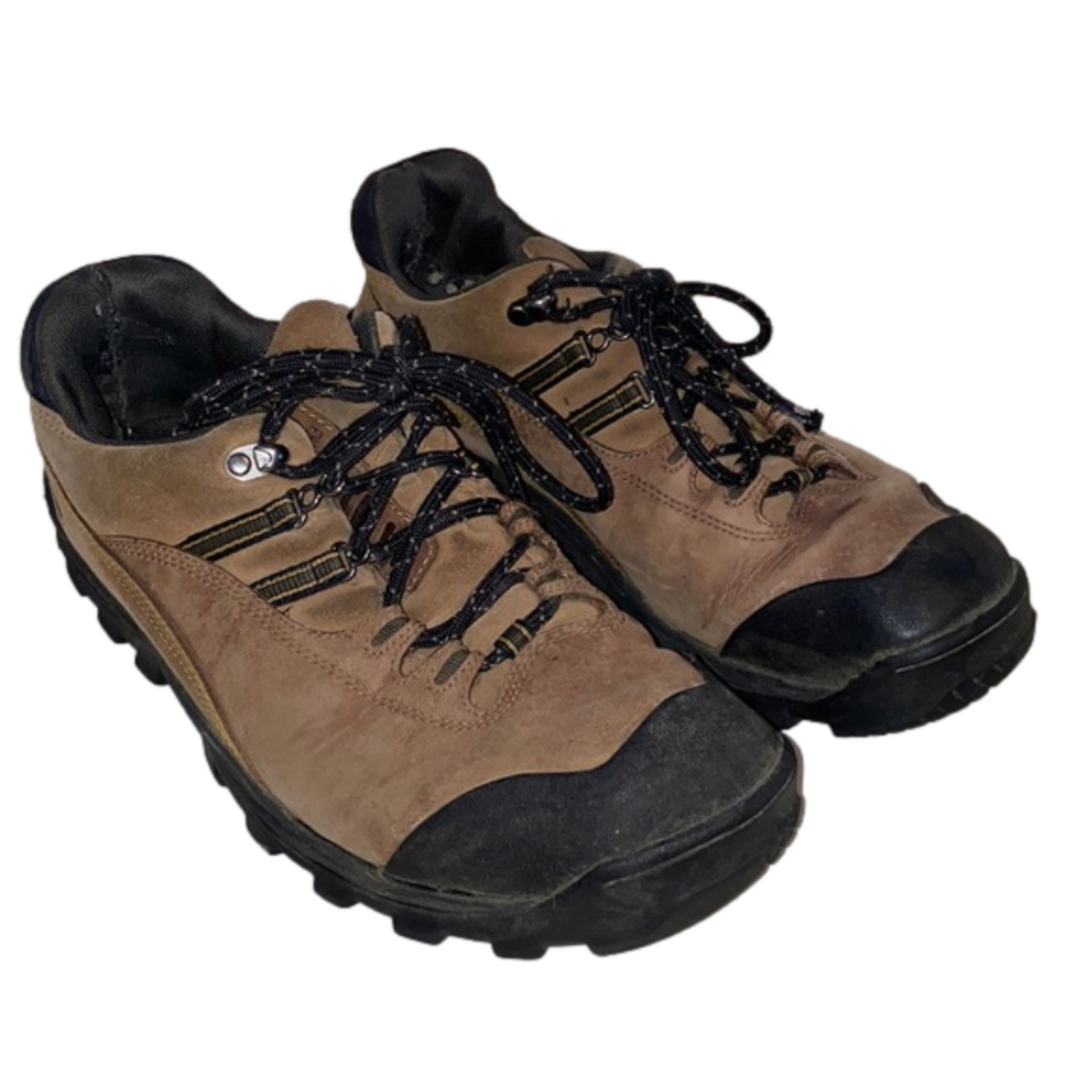 Timberland low cut brown work shoes / hikers size 11